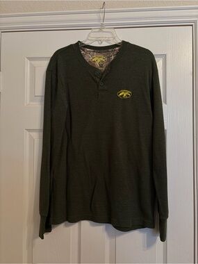 Men's Dark Green Duck Commander Henley Long-Sleeve Shirt with Yellow Logo